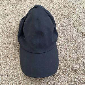 Lululemon hat!